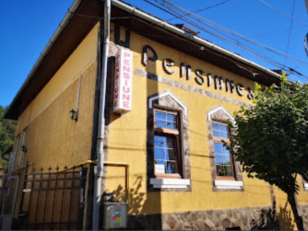 Gasthaus Am Bahnhof Sighişoara Buitenkant foto